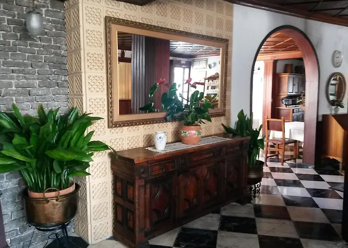 Hostal Cas Bombu